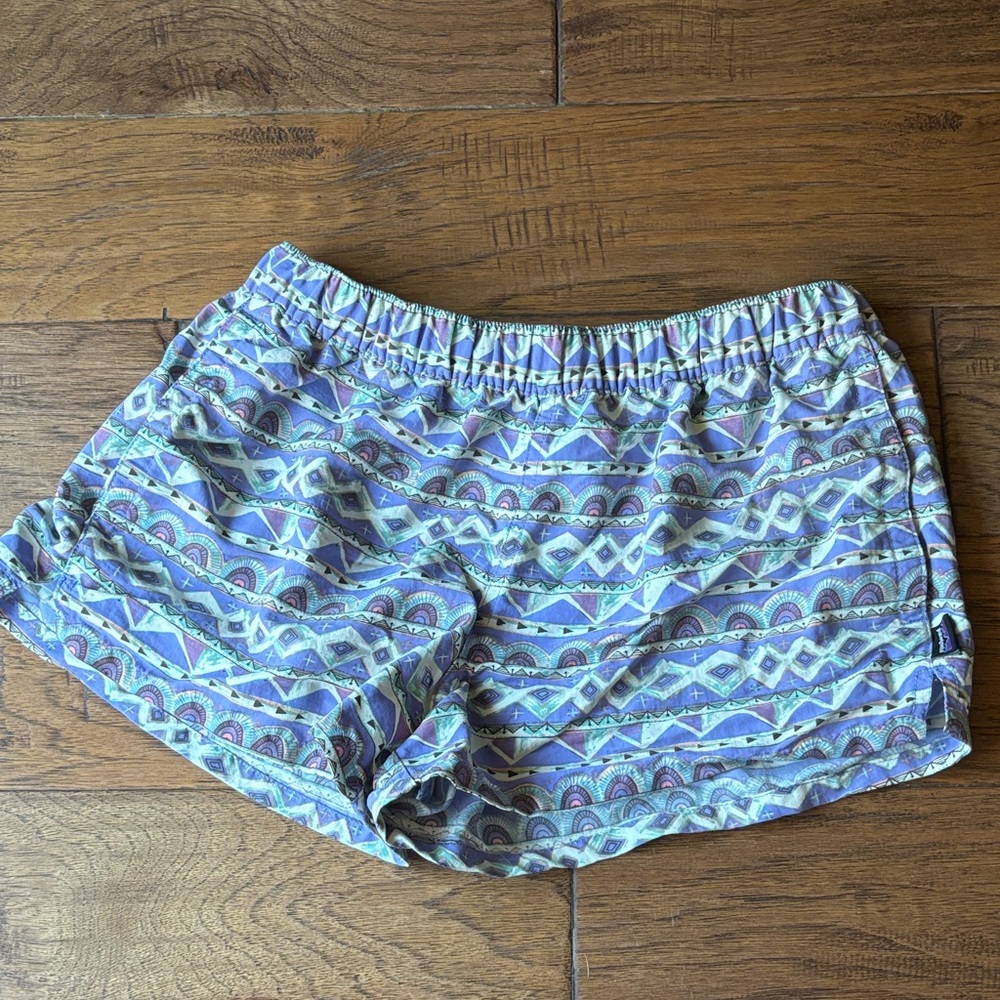 Patagonia Patterned Blue and Purple Women Shorts